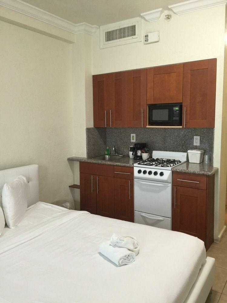 Historic Hollywood Beach Resort Hallandale Beach Esterno foto