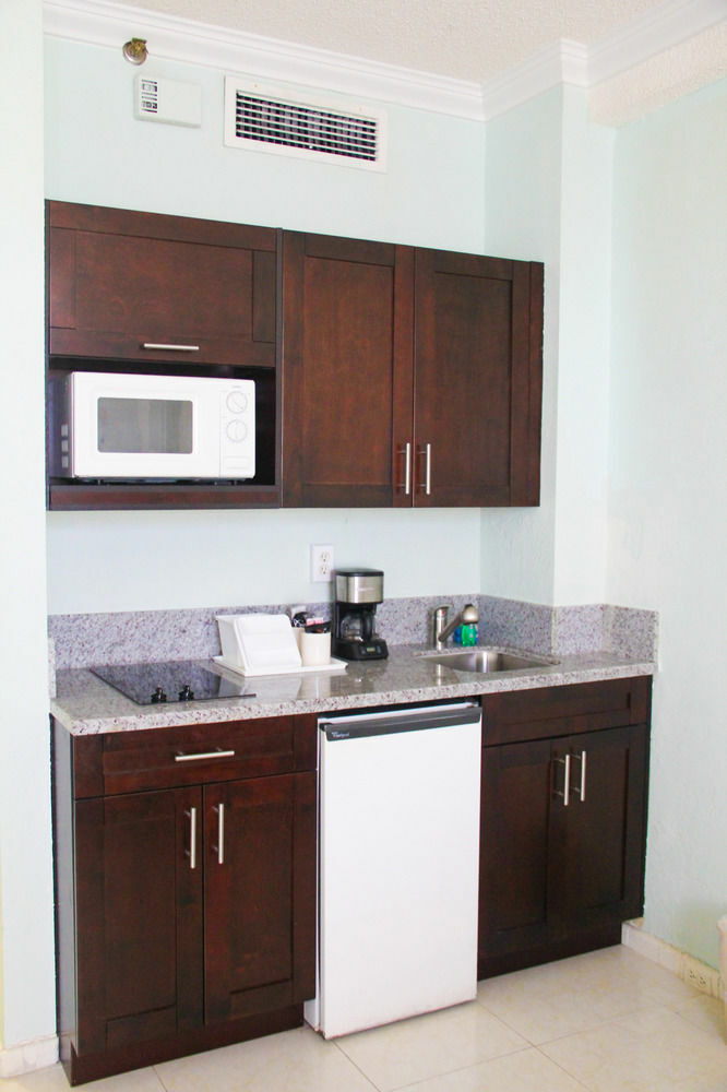 Historic Hollywood Beach Resort Hallandale Beach Esterno foto